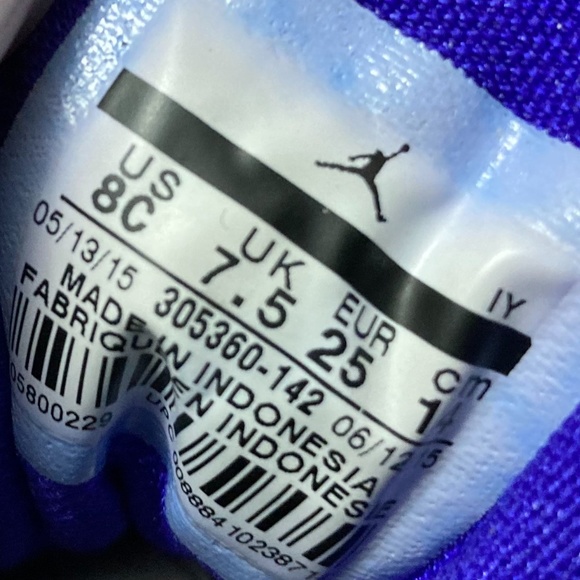 Air Jordan Retro 8 TD 'Three-Peat' - Picture 16 of 16